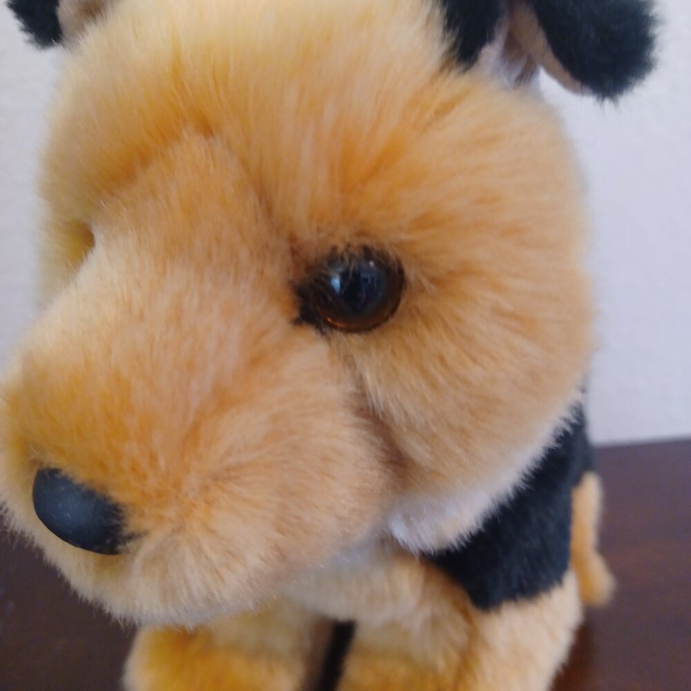 German Shepherd, Douglas the Cuddle Toy with Tags - Picture 2 of 8